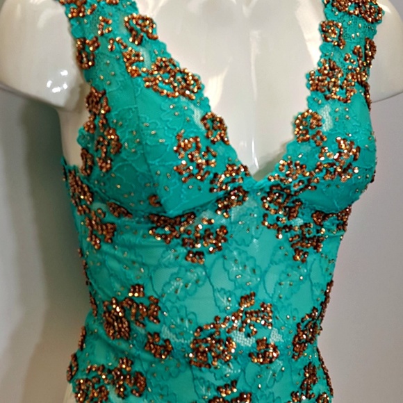 Beaded lace blouse top green bronze combination - Picture 5 of 6